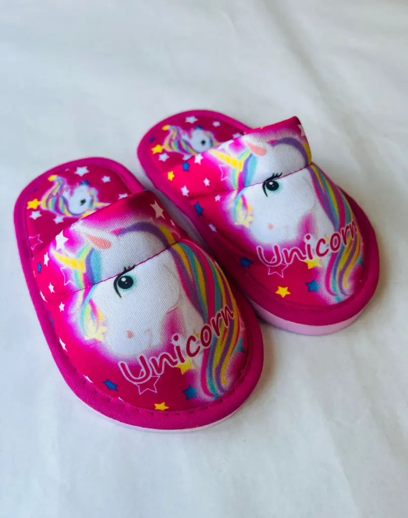 pantufla unicornio niña 1.webp
